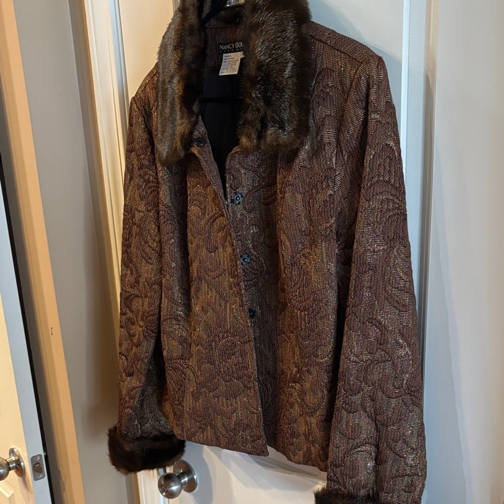 Nancy Bolen Brown Patterned Women's Blazer with Faux Fur Trim